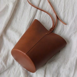 Leather Bucket Bag sustainable leather bag Bucket bag shoulder bag minimalist shoulder bag Crossbody bag purse image 6