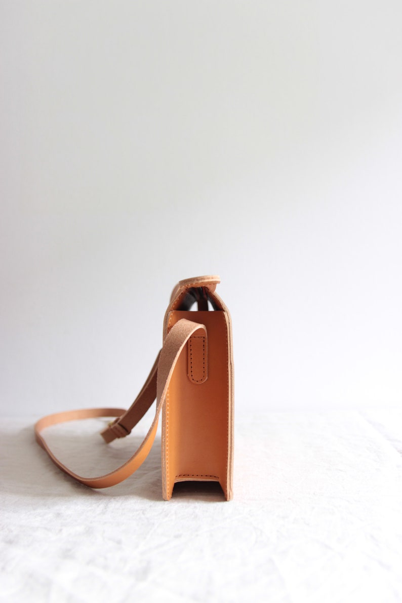 Camel Brown Leather Crossbody Bag // Leather Purse // Leather Etsy