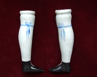 Muñeca antigua LEGS con lazos azules, piezas para porcelana bisque parian china dolls AUTHENTIC principios de 1860 - 1880 s corbata en reemplazos de botas planas