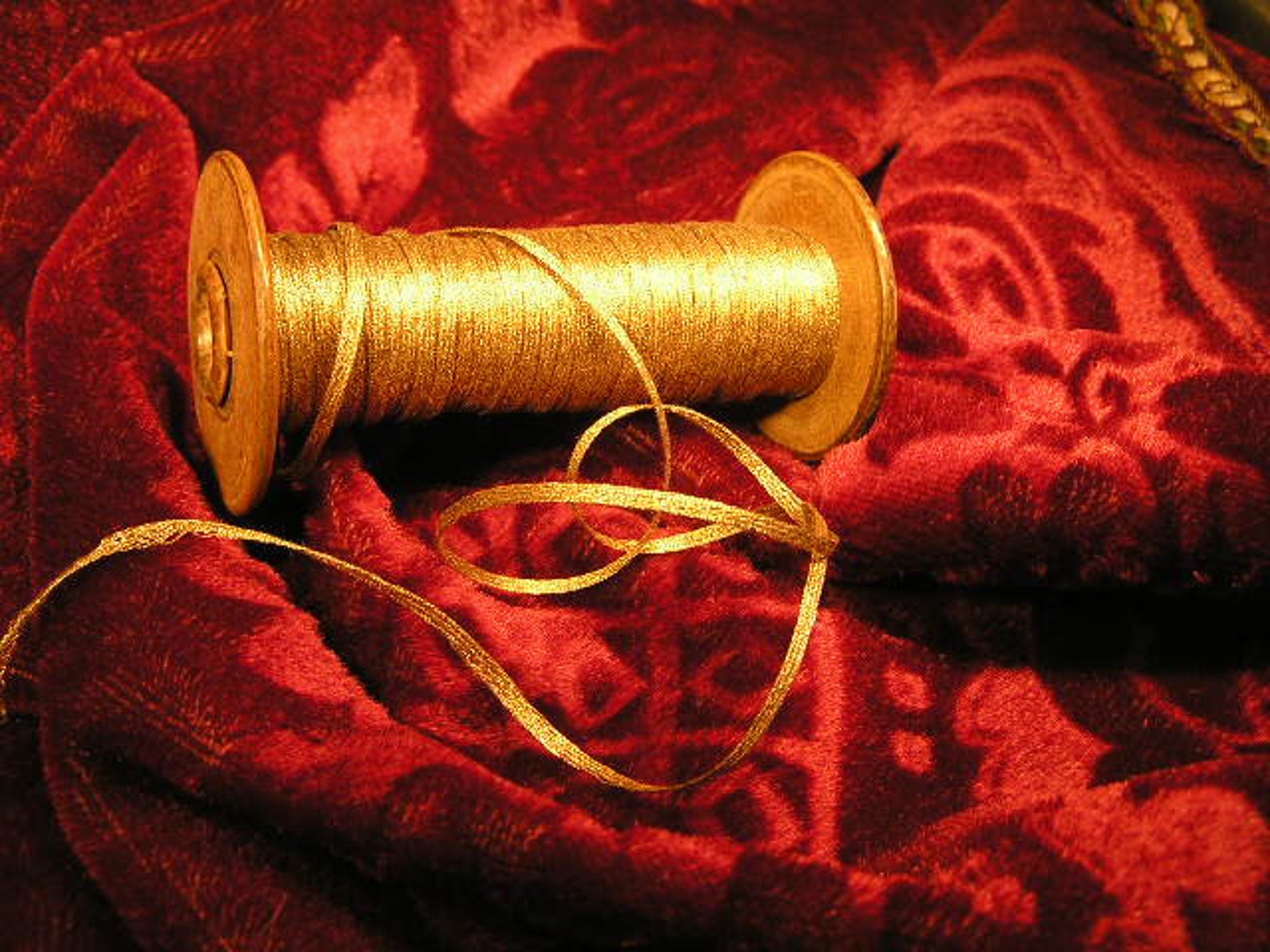 Antique Gold Metal Mesh Lace Trim 1/5 Wide Spreadable Etsy