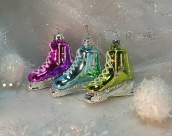 Ice skating Collectors Pin Pewter Skate Boot Gift Present BRAND NEW 