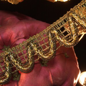 Antique vtg wide gold metallic metal trim scalloped braid lace lamp shade 1-5/8" 