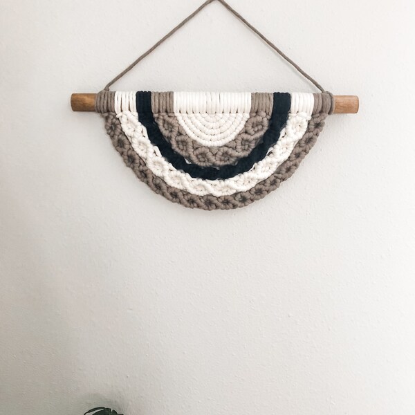 Macrame wall hanging, macrame semi circle, boho wall decor