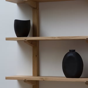 Konk 'Oku' Shelving Bespoke sizes available Floating Oak Bookcase, Wall-Mounted Solid Wood Bookshelf image 4