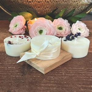 Candela in cera profumata, bomboniera matrimonio, Candelina botanica, Cera di soia, candela regalo, Damigella, Candela romantica, fiori