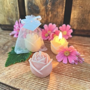 Candelina Segnaposto rosellina, bocciolo, Candela fiore matrimonio, Cadeau invitati,tema rose, Promessa, Segnaposti anniversario, rosa