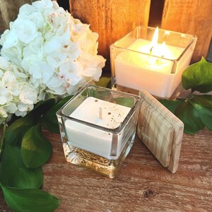 Candela bomboniera, Matrimonio primavera, Idea regalo ospiti, Bomboniere profumate, Gel trasparente, foglia oro, tappo legno, candela dorata