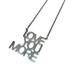 Collar con colgante de escritura LOVE YOU MORE en plata de ley vintage de 18"/ Collar con escritura en plata de ley/ Collar Love en plata de ley/ 925