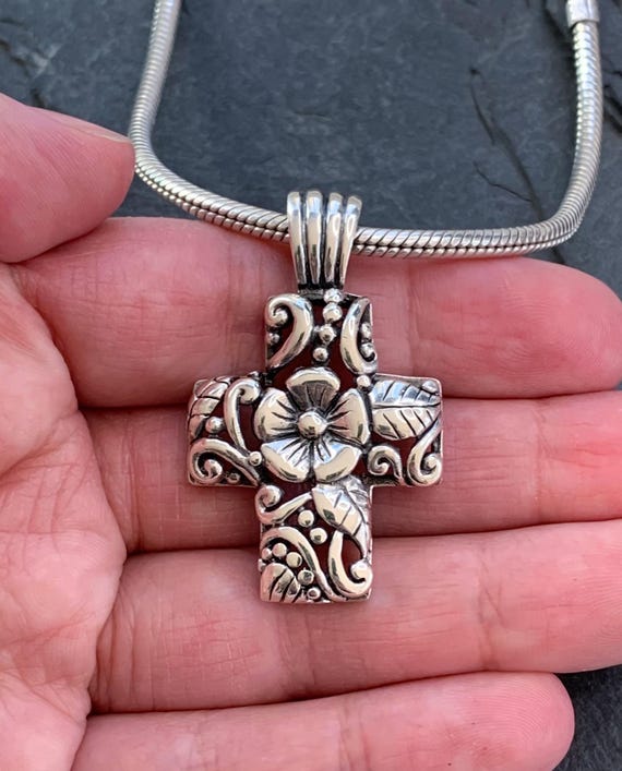 Vintage Taxco Sterling Silver Floral Cross Pendant Ne… - Gem