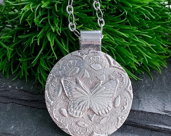 Vintage Sterling Silver Butterfly Medallion Pendant Necklace 15"/ Modernist Sterling Pendant Necklace/ Sterling Butterfly Pendant Necklace