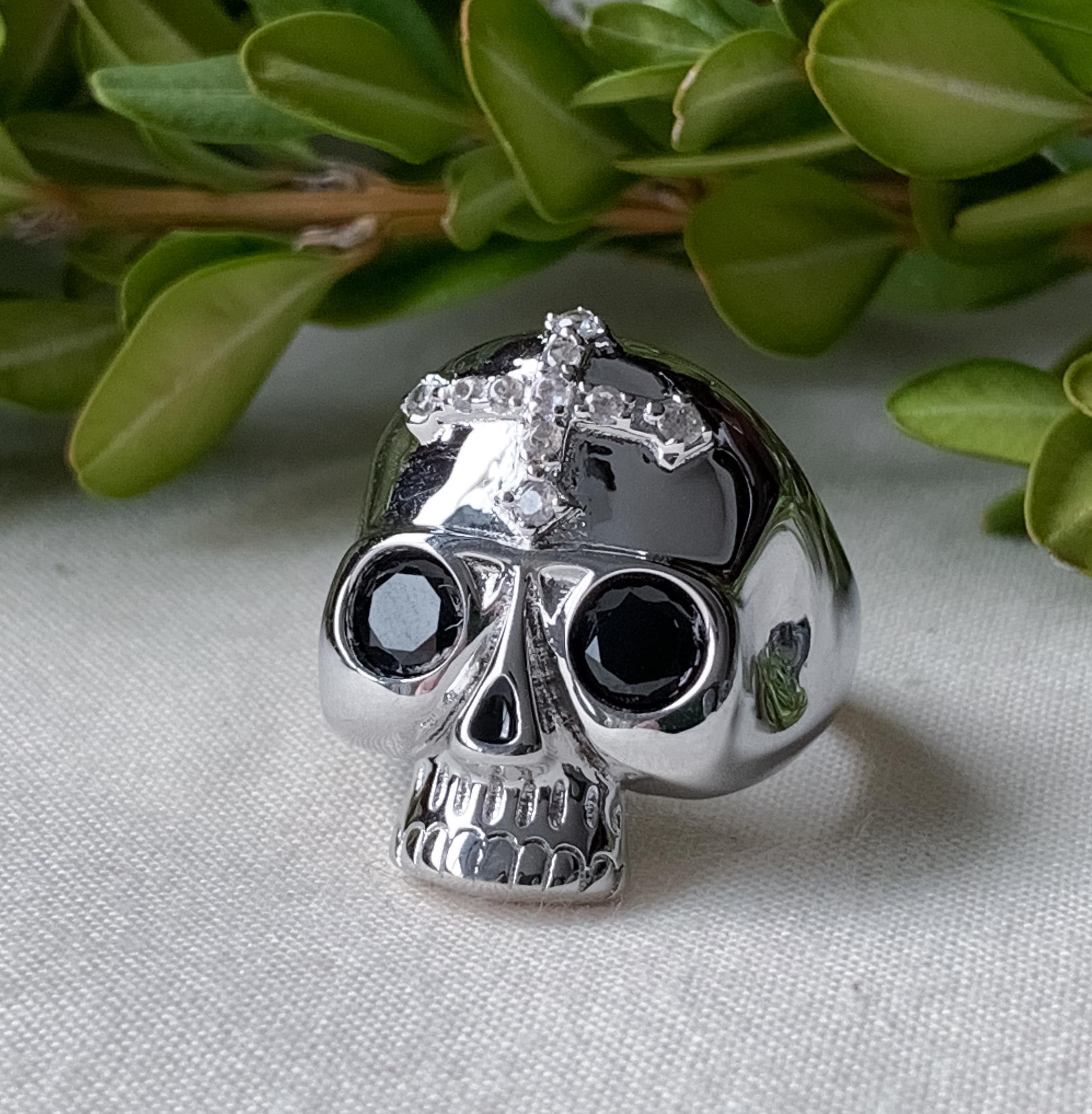 Vintage Sterling Black Spinel White Sapphire Skull Ring Size 7