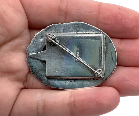 ビクトリア朝のスターリングシルバーの孔雀の額縁ブローチ