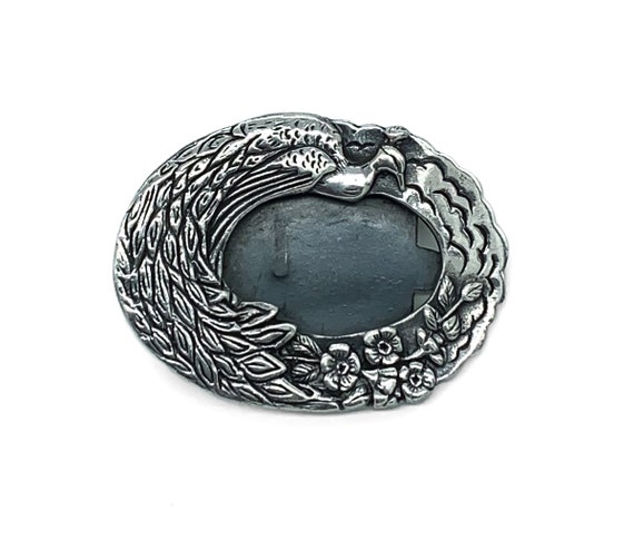 ビクトリア朝のスターリングシルバーの孔雀の額縁ブローチ