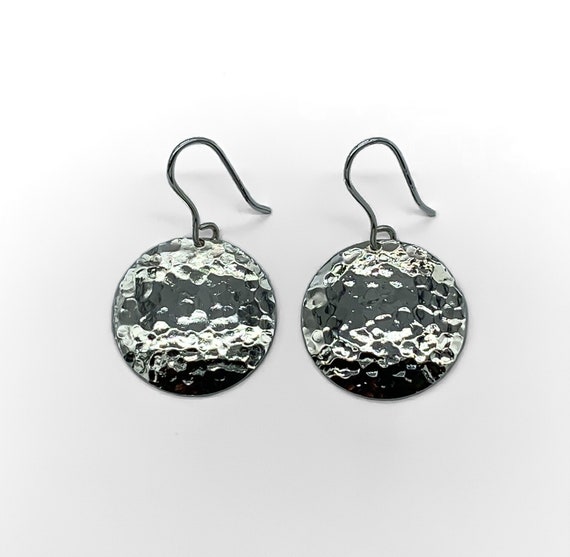 Vintage Modernist Sterling Silver Hammered Disk Earrings