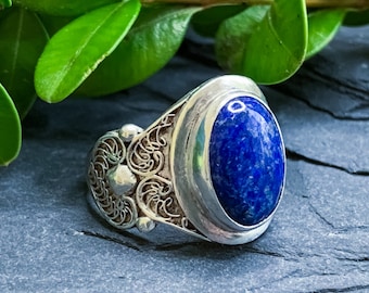 Vintage Sterling Silver Lapis Lazuli Filigree Signet Ring Size 7.5/ Sterling Silver Lapis Lazuli Ring/ Blue Gemstone Ring/ Cabochon Ring