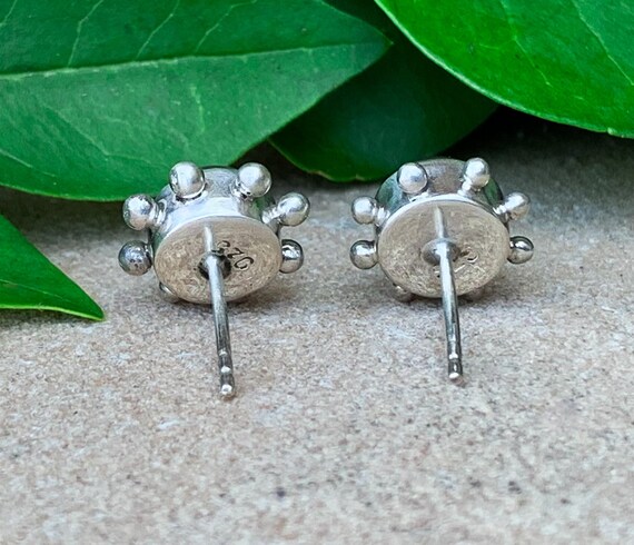 Vintage Modernist Sterling Silver Purple Pearl Stud Earrings/ Pearl Earrings/ Sterling Pearl Earrings/ Pearl Stud Earrings/ Vintage Earrings View 5
