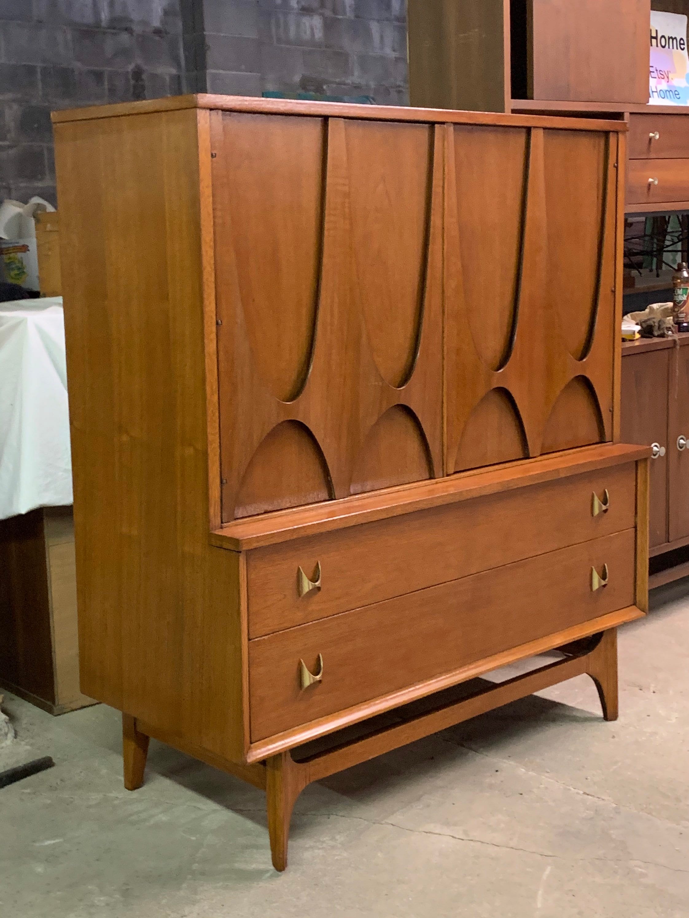 Broyhill Furniture for sale Only 2 left at 60