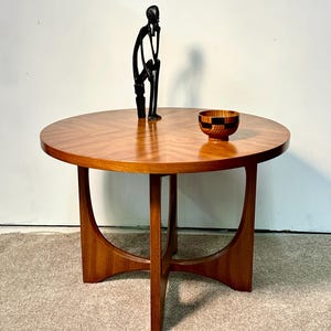 BROYHILL FURNITUREリビングテーブル　アメリカ製　ヴィンテージ Vintage Broyhill Tables - Etsy