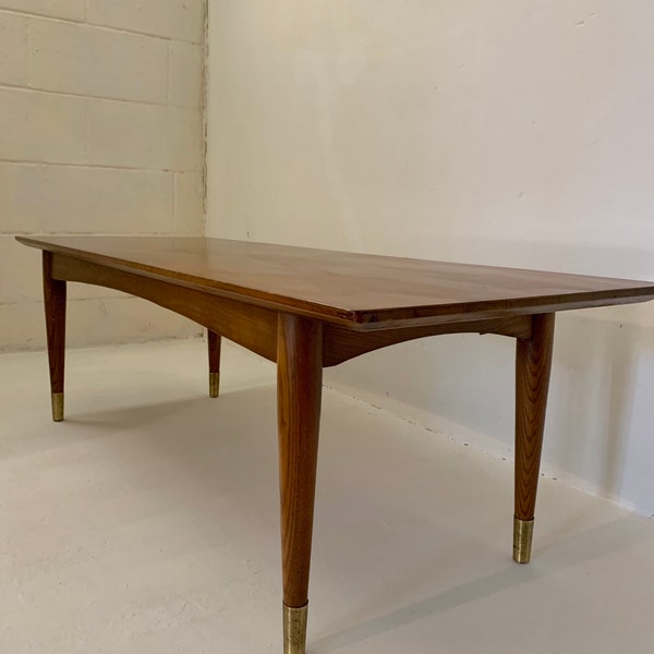 Vintage Mid Mod Walnut Cocktail Table