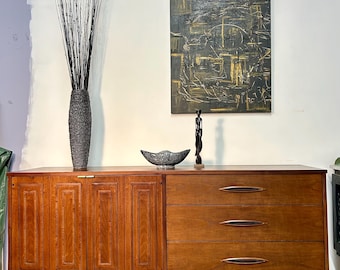 Vintage MCM Walnut Console Credenza Sculptra by Broyhill (See shipping info in the description)