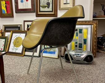 Vintage DAX Eames Chair by Herman Miller