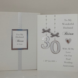 Tarjeta de aniversario de bodas número 30 de Pearl personalizada para esposa, esposo, hija, hijo, etc. Personalizada con sobre o caja