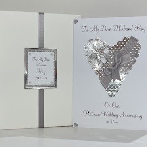 Tarjeta del 70.° aniversario de platino para esposo, esposa, mamá y papá, abuelos, amigos, etc. Personalizada con sobre o caja de presentación