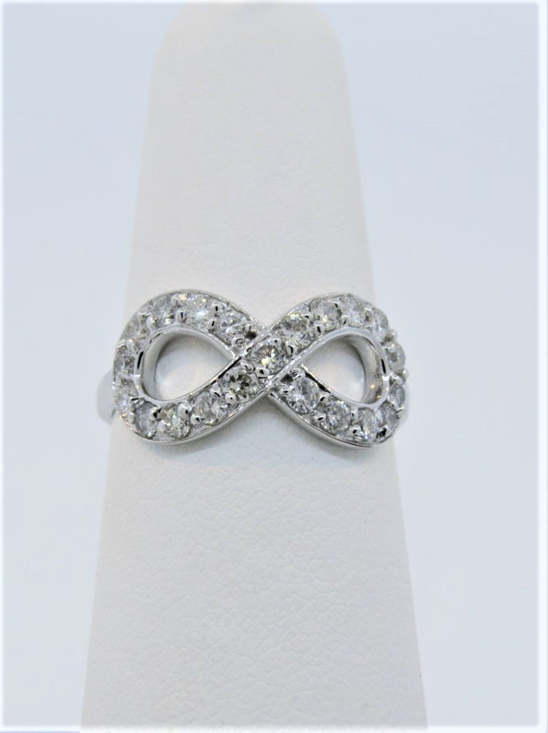 14K White Gold 0.70ct Diamond Infinity Ring Engagement Ring | Etsy