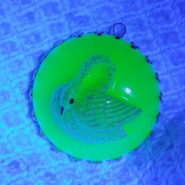 Beautiful hand made 1 inch Czech glass button pendant for your creations uranium glass Vaseline glass white Swan