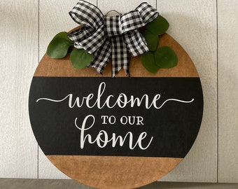 Door Hanger, Welcome Sign, Wood Round, Farmhouse Decor