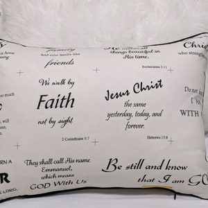 Almohadas con las Escrituras para alentar e inspirar durante estos tiempos difíciles