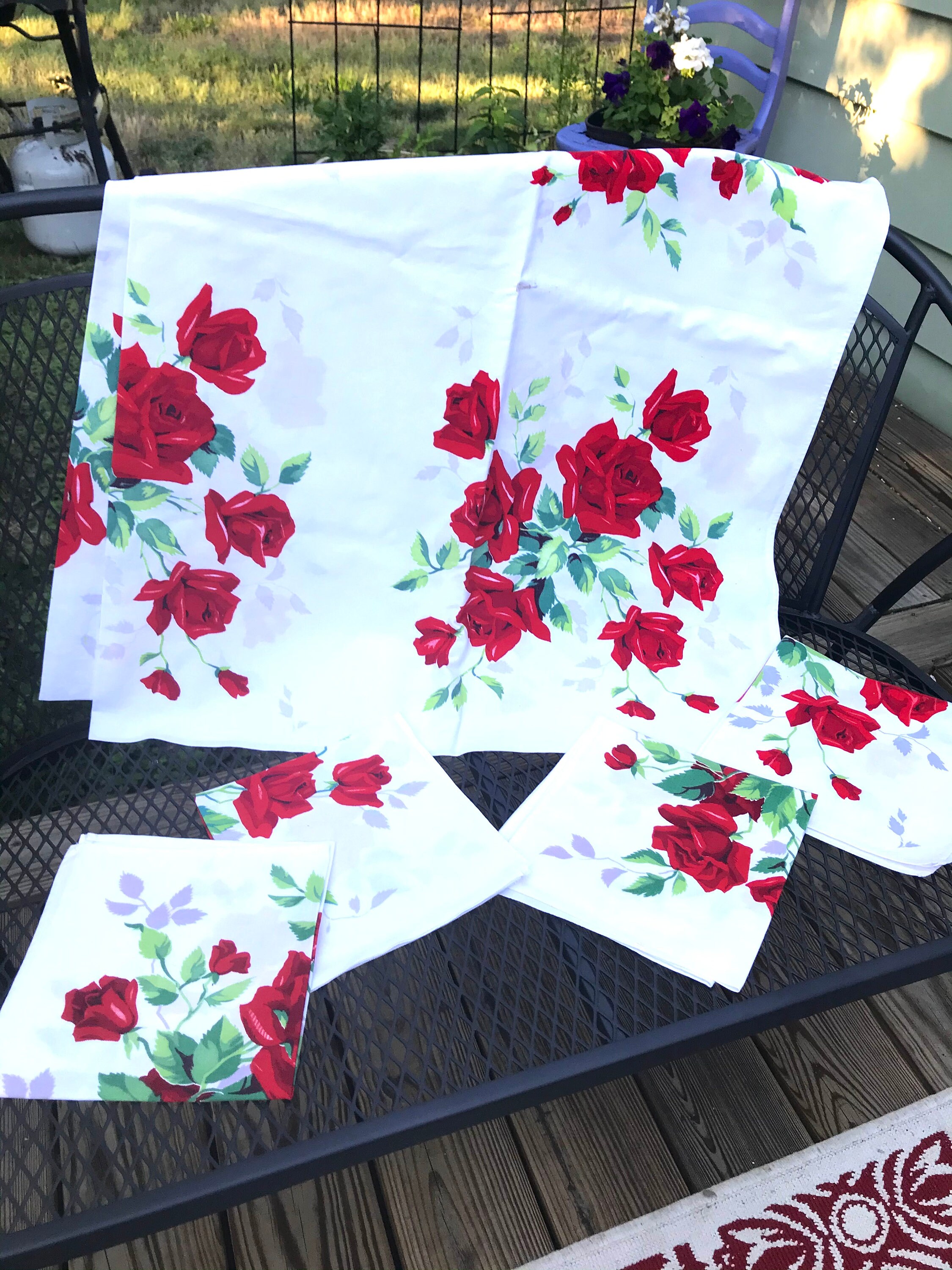 Vintage Wilendur Red Rose Tablecloth and Napkin Set Etsy