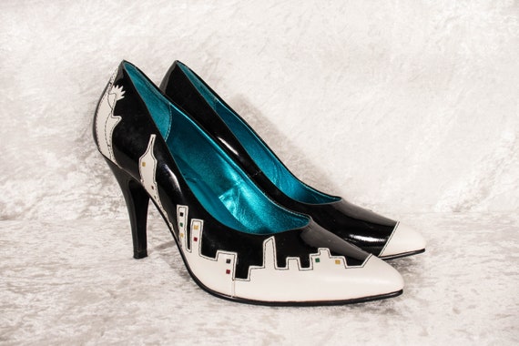 Unique Irregular Choice New York Skyline Heels