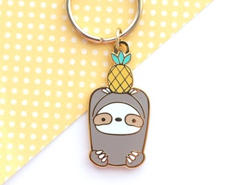 Ananas Faultier Emaille Schlüsselanhänger. Süßes Faultier Geschenk. Ananas Schlüsselanhänger. Kawaii Schlüsselanhänger. Obst Taschenanhänger Schlüsselanhänger. Obst Faultier Schlüsselanhänger