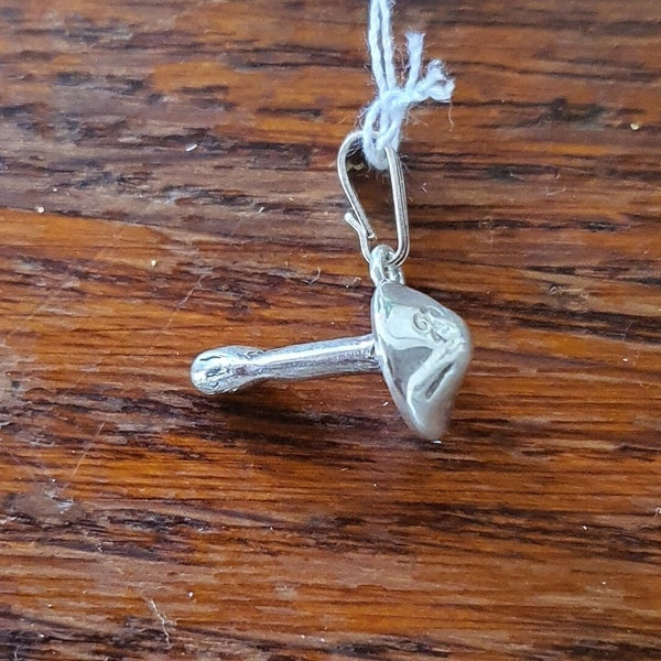 CHAMPIGNON en argent massif , pendentif artisanal