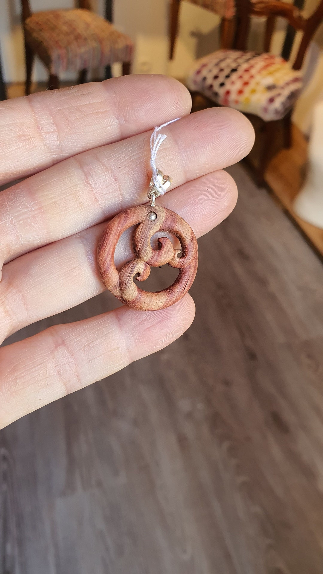 Pendentif fougère Lucky Paua Shell Maori Koru Nouvelle-Zélande sur