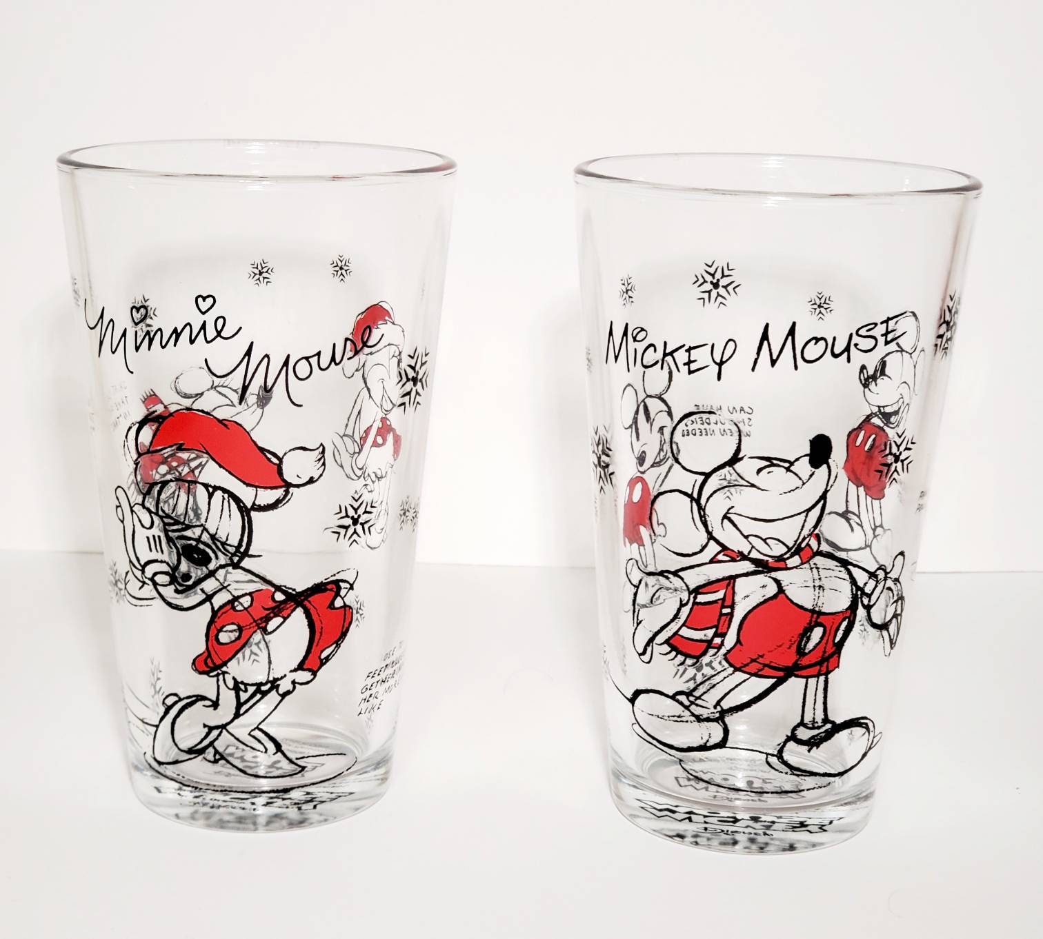 Disney Drinking Glasses Mickey Mouse and Minnie Mouse Glasses Set of