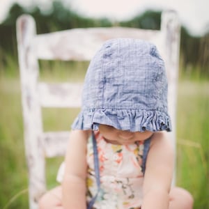 ruffled baby bonnet girl / ruffle brim bonnet / baby sun bonnet / modern baby bonnet / denim baby hat / baby sun hat / sunbonnet
