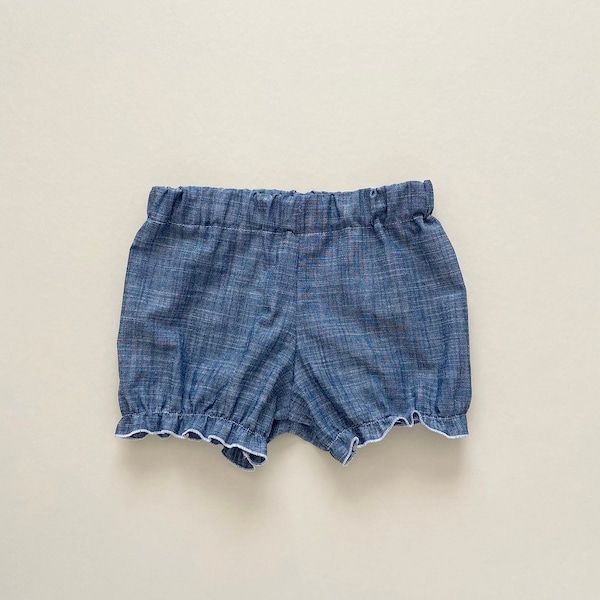 denim chambray baby bloomers / summer shorts / ruffle shorties / flutter bloomers / cotton bloomers