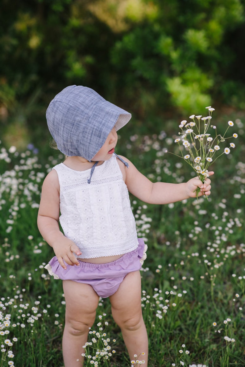 baby bonnet girl boy / baby sun bonnet / reversible bonnet / baby hat / beach sun hat / sunbonnet / chambray denim bonnet / brimmed bonnet image 2