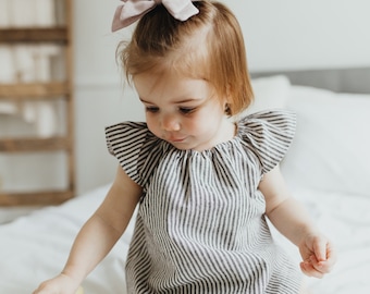 striped flutter top / baby girl linen clothes / girls linen shirt / boho top / spring top / swing top blouse / summer outfit