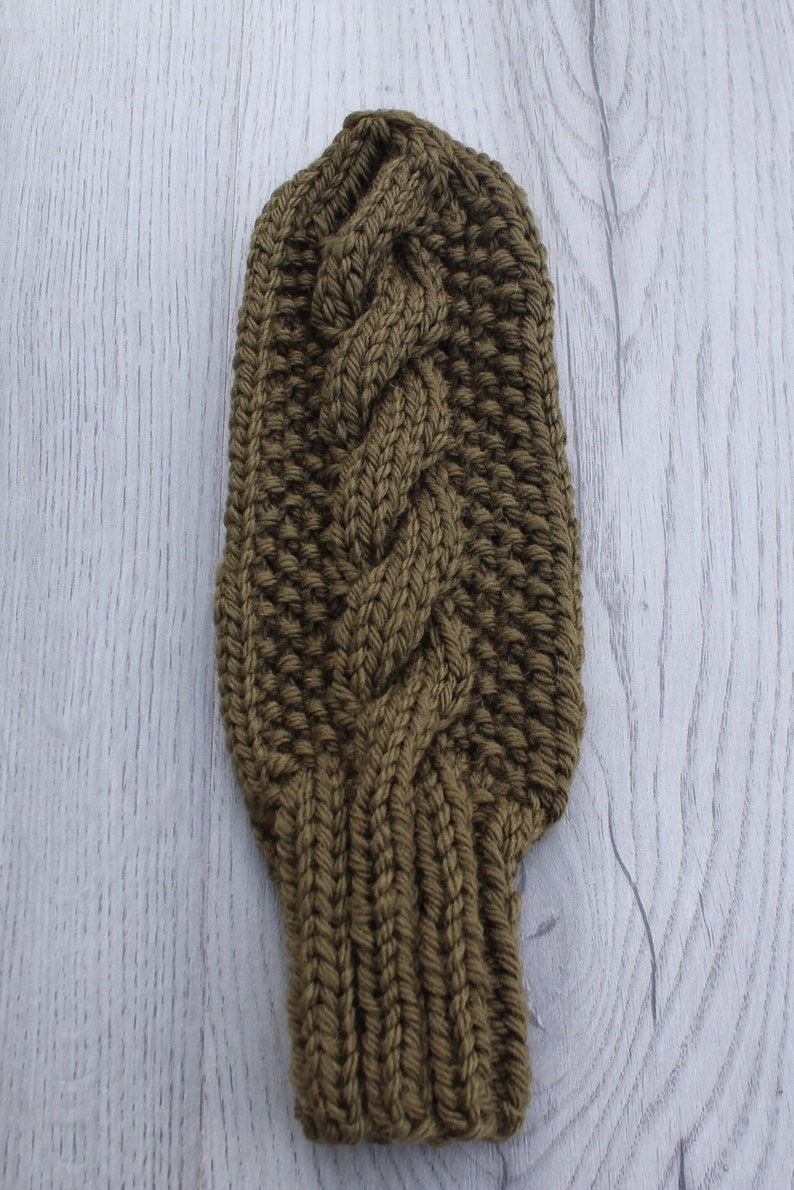 Womens cable knit wool mittens Thyme