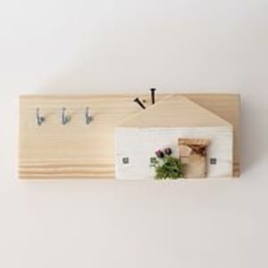 Key holder wooden house - Painted in a colour of your choice