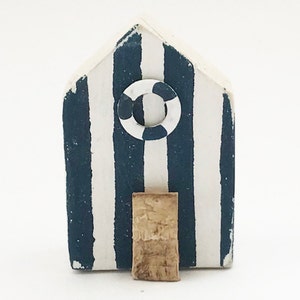 Magnet Wood Beach Hut Nautical Gifts