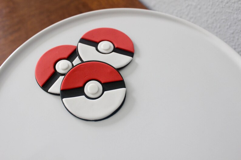 12 Pokeball Edible Pokemon Fondant Cupcake Toppers Etsy