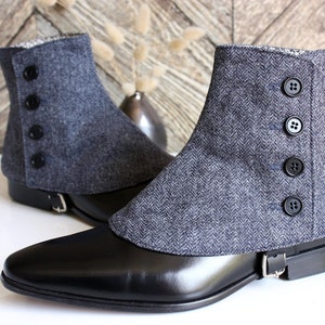 Luxury Men&#39;s Spats Indigo color herringbone merino wool for elegant men dandy loving the vintage style Dapper Men Gaiters spats spatterdash