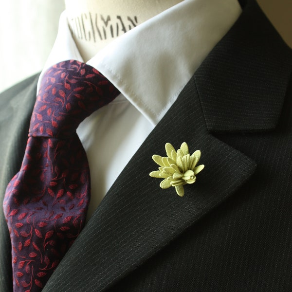 Fleur à la boutonnière pour Homme, Fleur marguerite Alcantara® Vert Anis, boutonnière dandy, boutonnière Mariage, Marié & garçons d'honneur