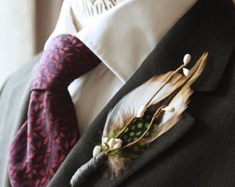 Mens wedding Feathers boutonniere, Boutonniere for Groom and Groomsmen, Feather boutonniere, Feathers Buttonhole, boutonniere for dapper men