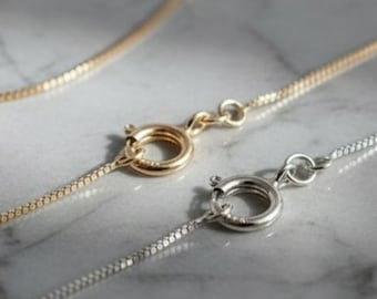 14K Gold Box Chain Necklace: Yellow or White Gold, 16.5-18 Inch