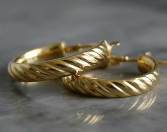 14K Yellow Gold Twisted Oval Hoop Earrings: Everyday Jewelry